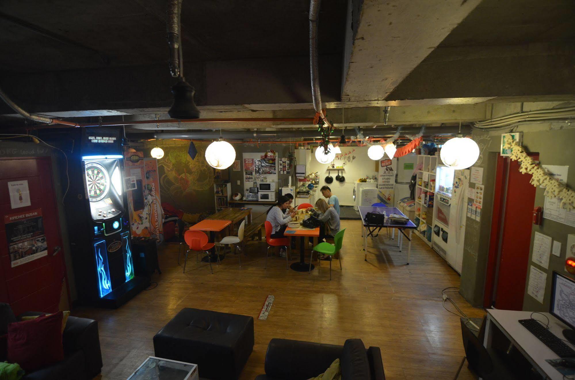 Yakorea Hostel Hongdae Seoul Exterior photo