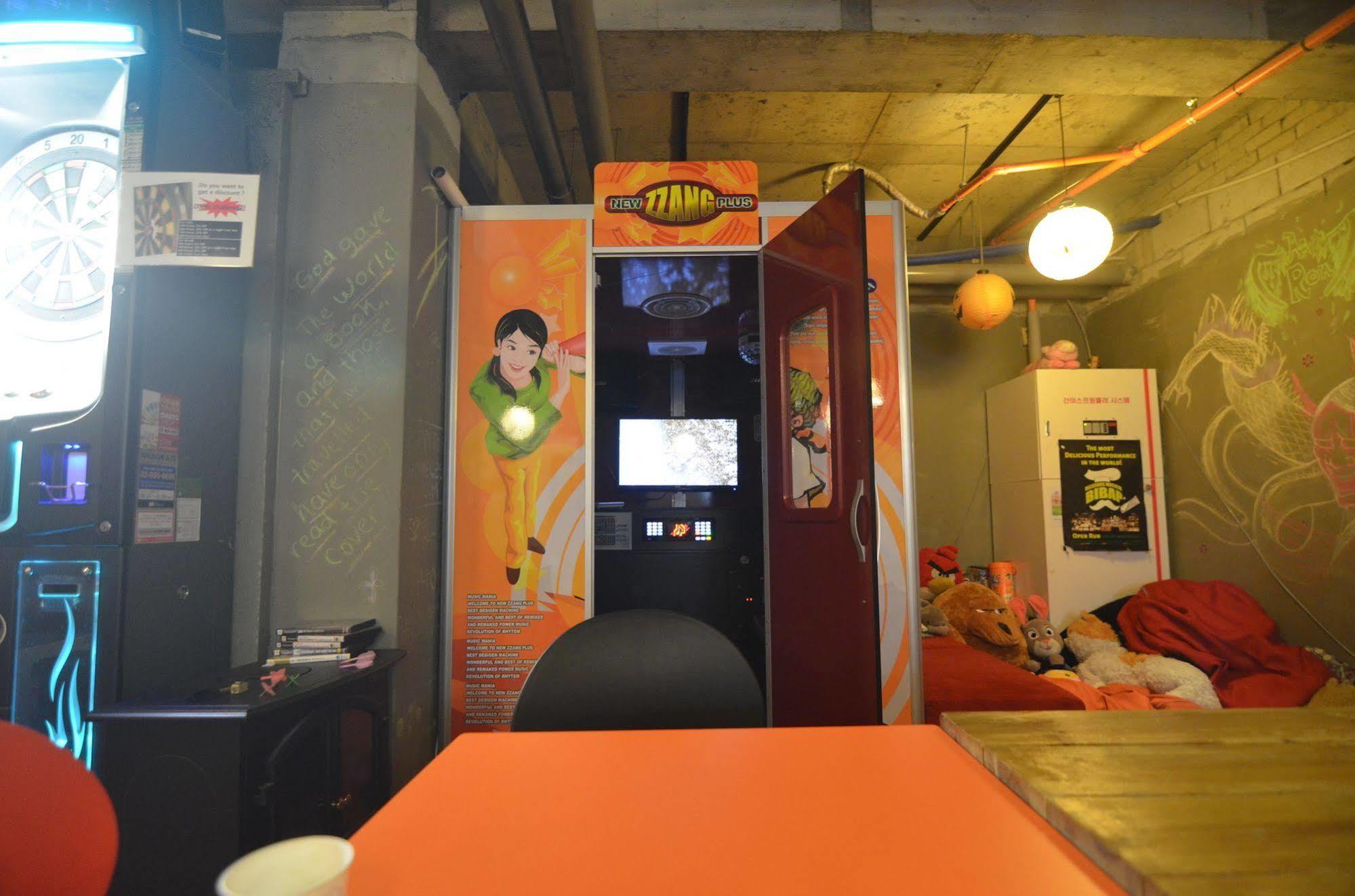 Yakorea Hostel Hongdae Seoul Exterior photo