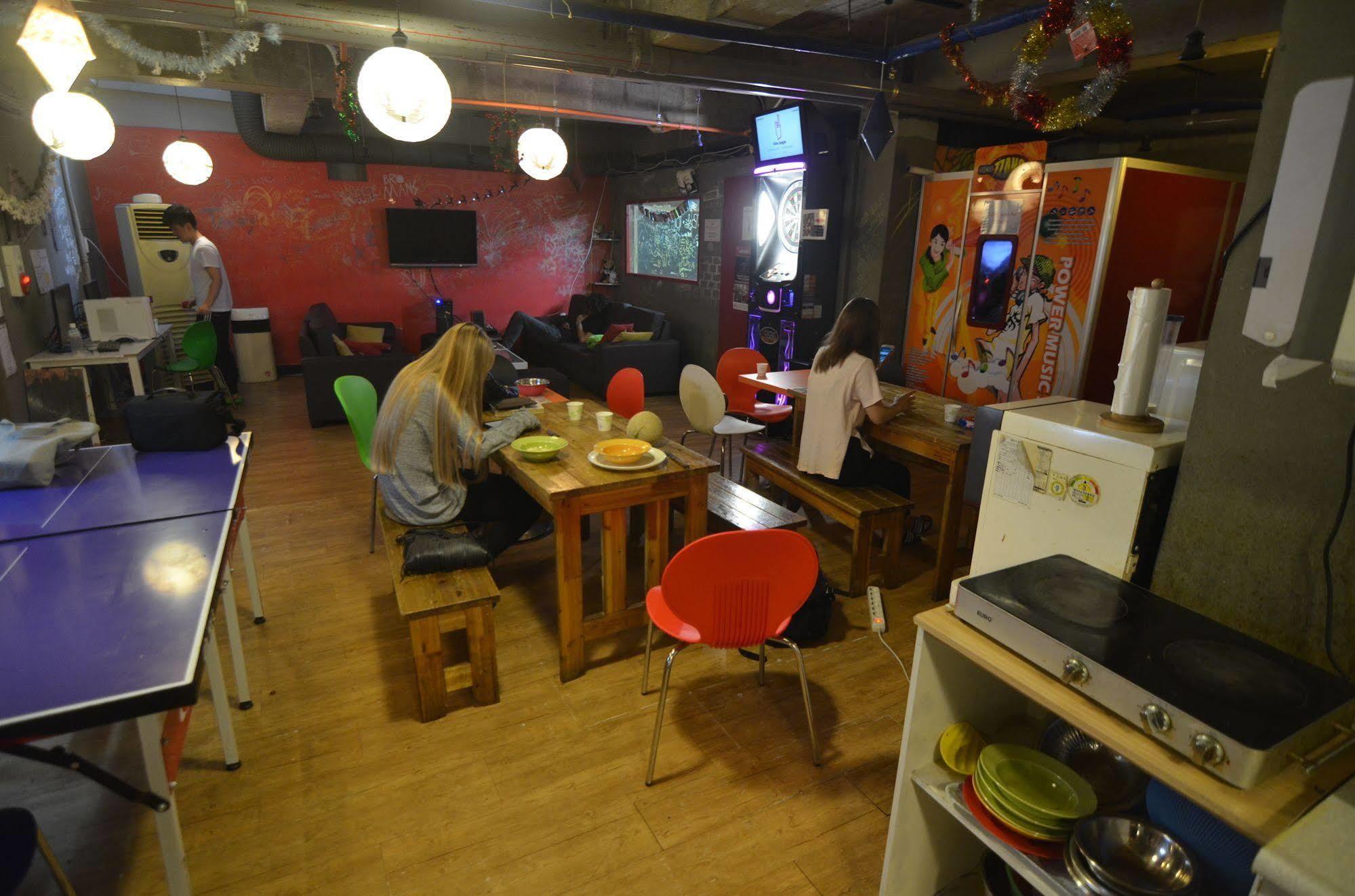 Yakorea Hostel Hongdae Seoul Exterior photo