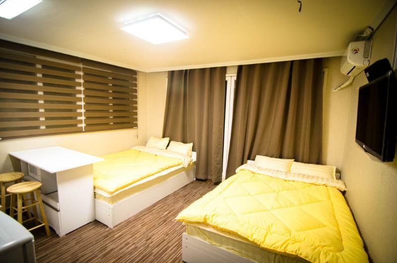 Yakorea Hostel Hongdae Seoul Exterior photo